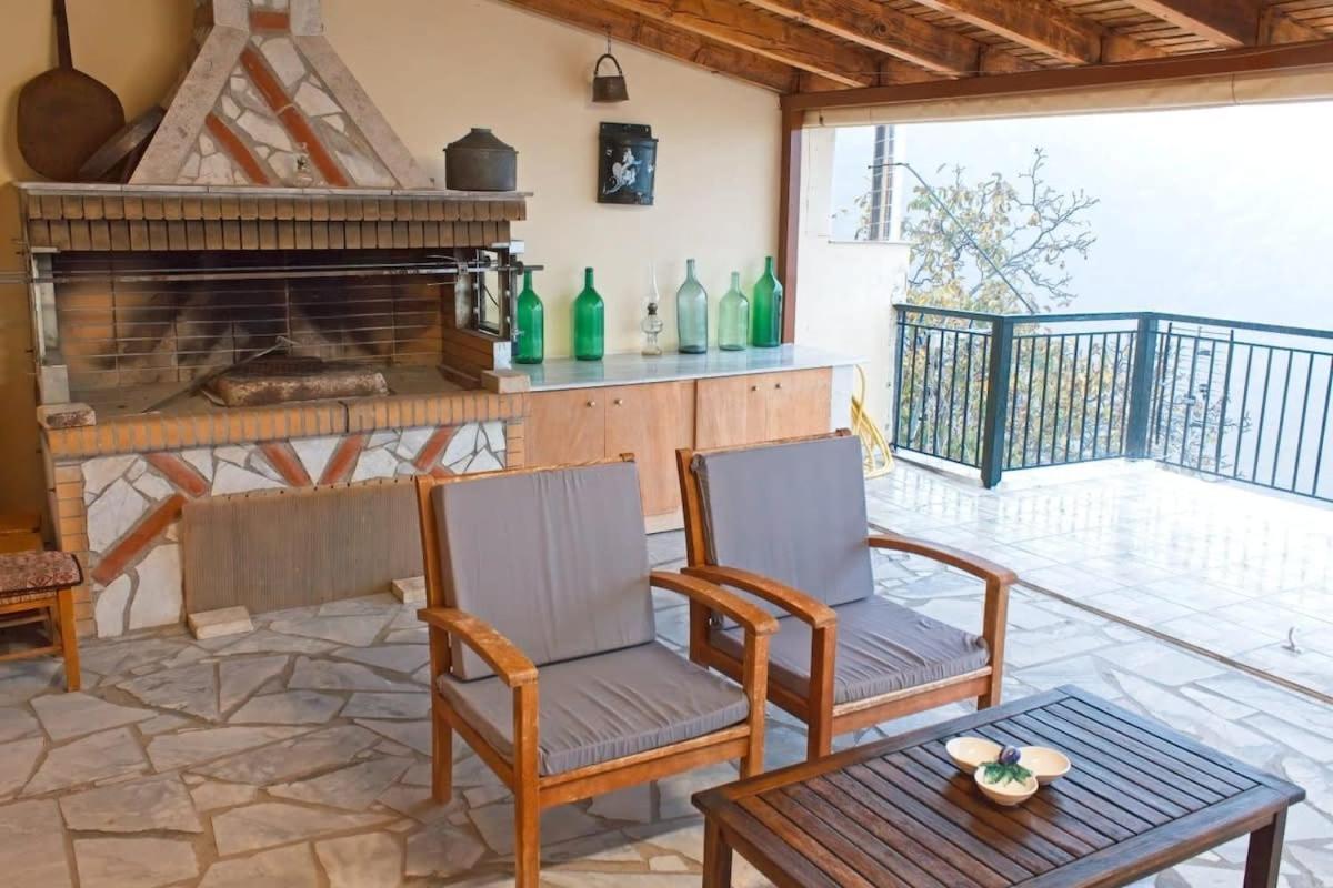 Forest Cosy House - Lagkadia Amazing View Екстер'єр фото