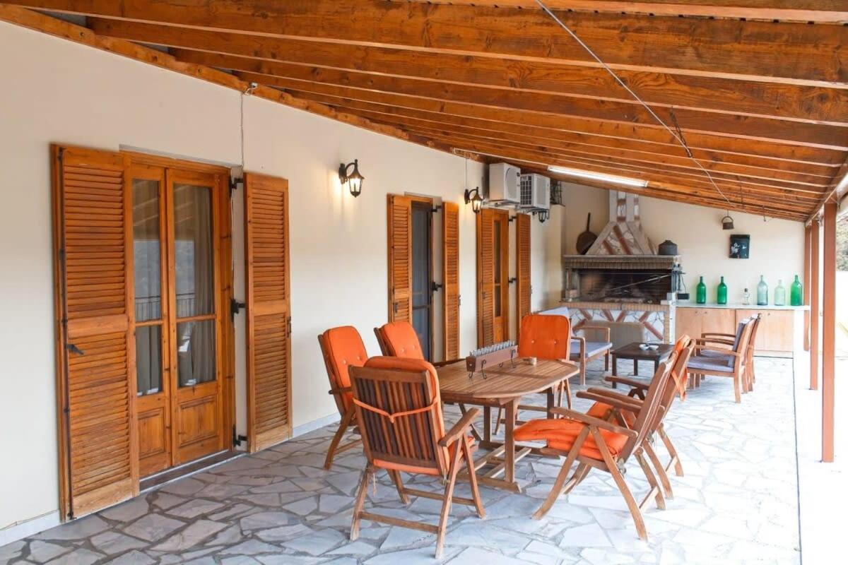 Forest Cosy House - Lagkadia Amazing View Екстер'єр фото